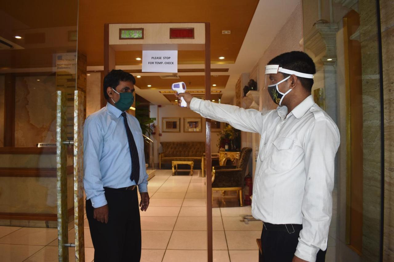 Hotel Swaran Palace Delhi  Dış mekan fotoğraf