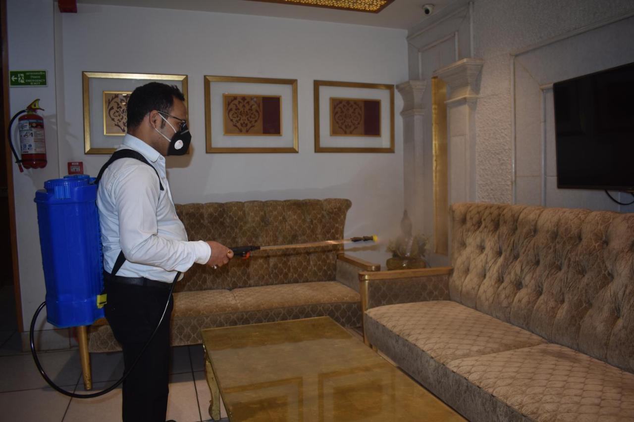 Hotel Swaran Palace Delhi  Dış mekan fotoğraf