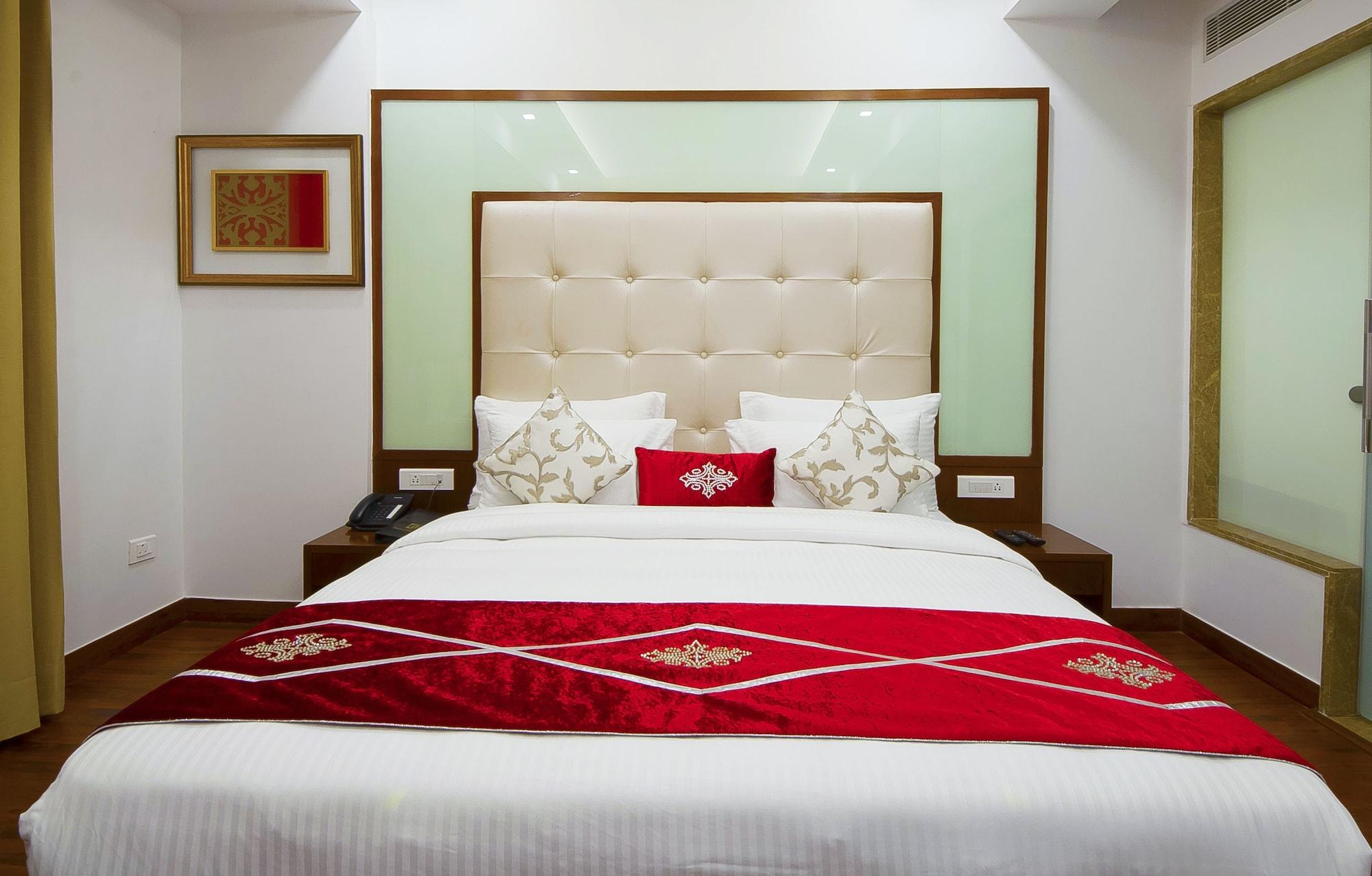 Hotel Swaran Palace Delhi  Dış mekan fotoğraf