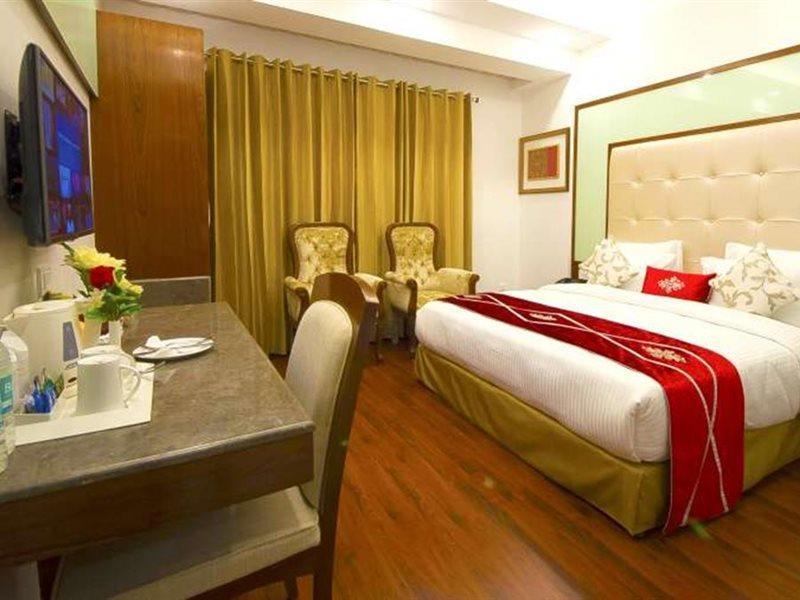 Hotel Swaran Palace Delhi  Dış mekan fotoğraf