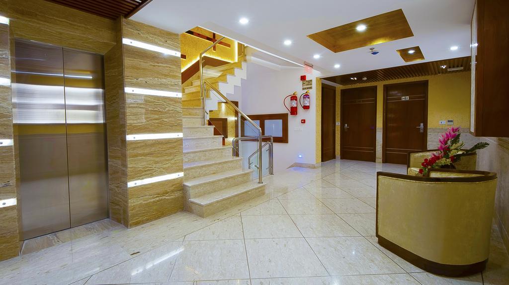 Hotel Swaran Palace Delhi  Dış mekan fotoğraf
