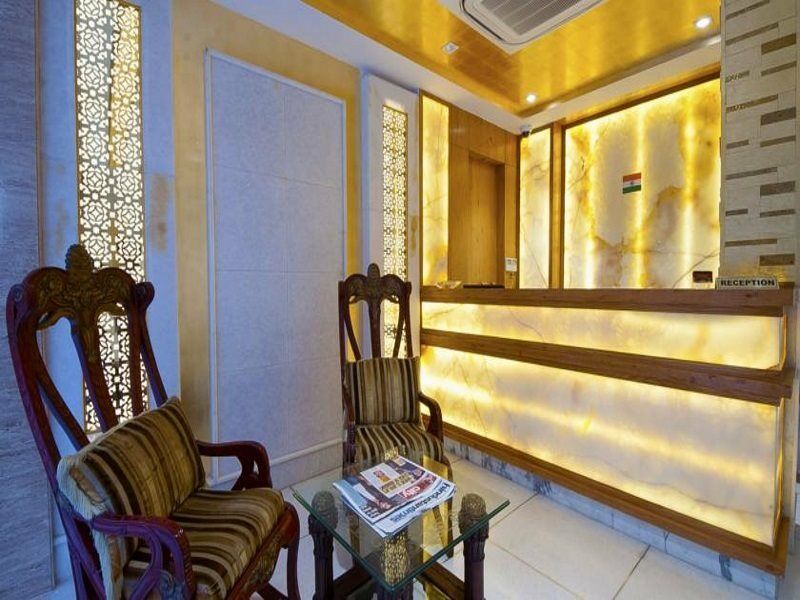 Hotel Swaran Palace Delhi  Dış mekan fotoğraf
